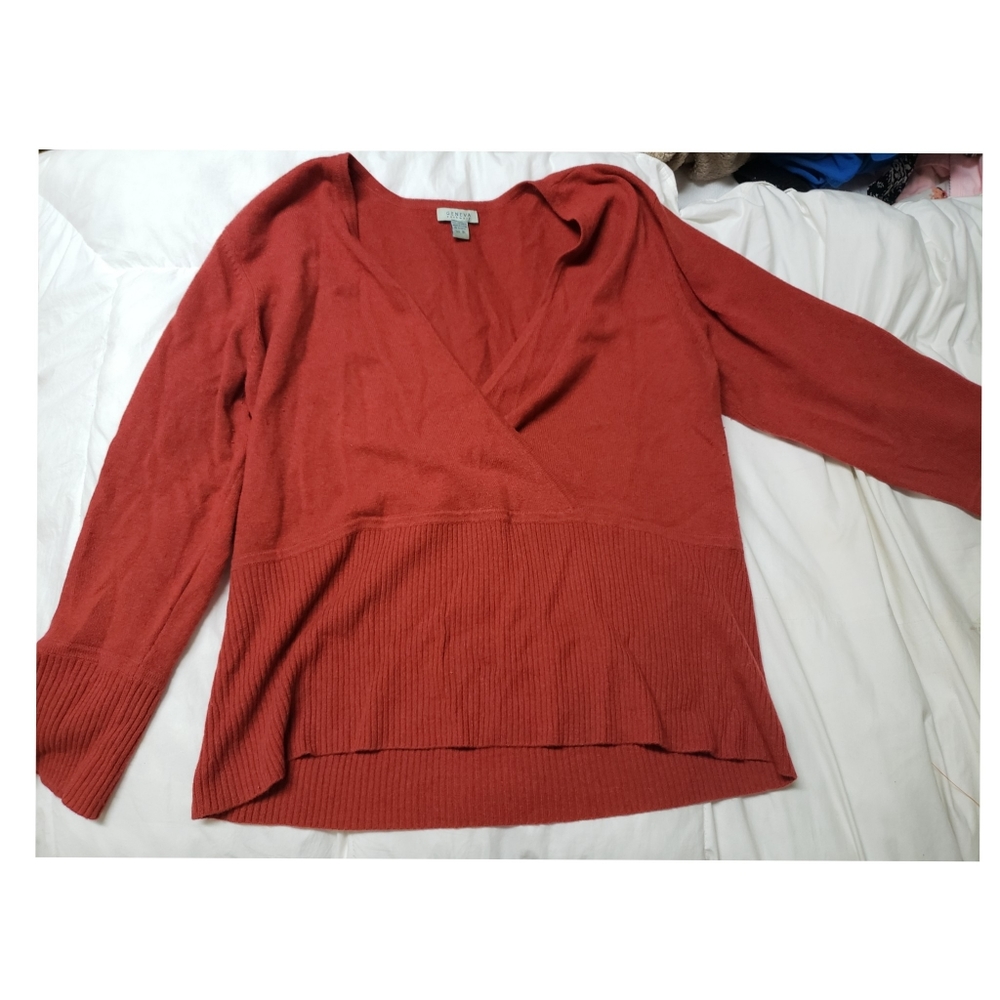 Cashmere Geneva sweater